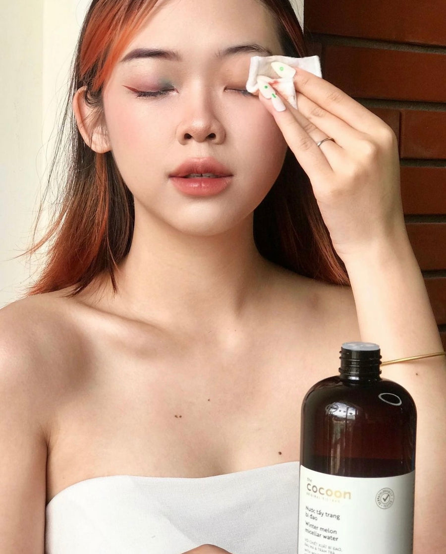 Gentle and refreshing, it removes makeup and impurities well without leaving my skin feeling dry or tight. 🍃✨